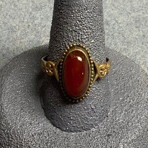 Vintage Oval Stone Ring Size 8 Gold Reddish Brown Intricate Band Retro Glam BoHo